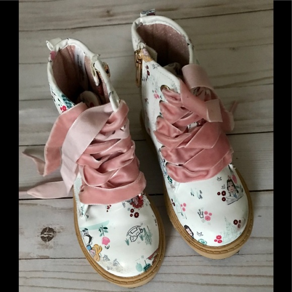 disney animators collection boots